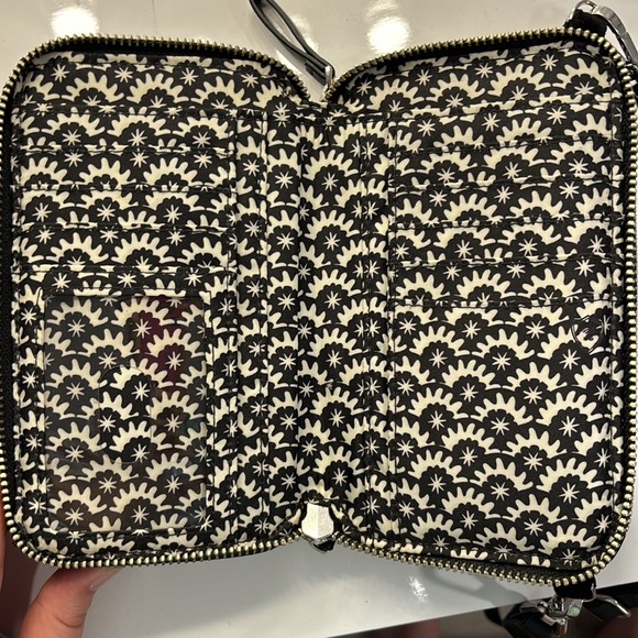 Black Velvet Vera Bradley clutch/wallet - Picture 3 of 8